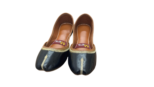Luxurious Black Leather Khussa with Subtle Gold Detailing