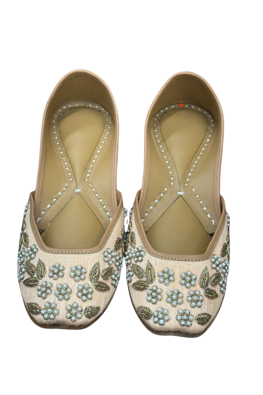Beige Floral Pearl Khussa